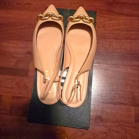 Coach "Veronica Skimmer" Flats with Box. Size 8.5. Floor Sample - Picture 5 of 7